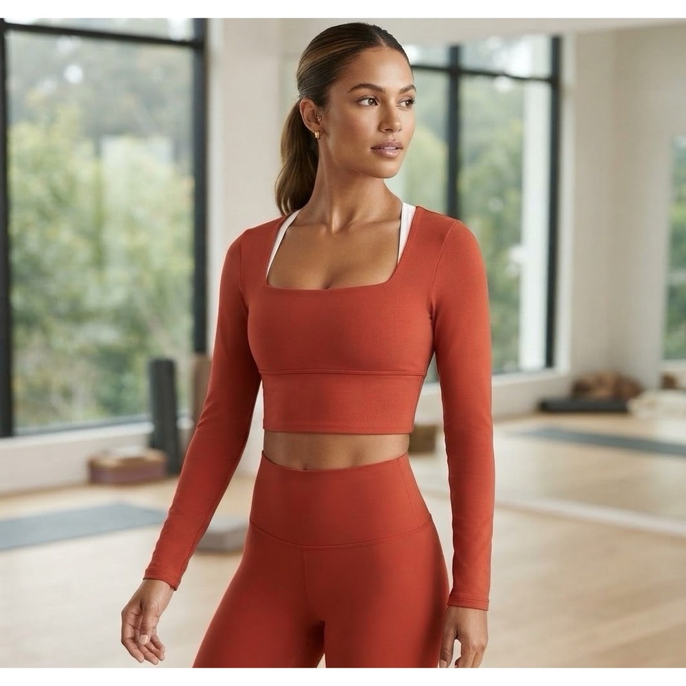 Abercrombie Fitch YPB Womens M Red Long Sleeve Active Crop Top Square Neck Yoga